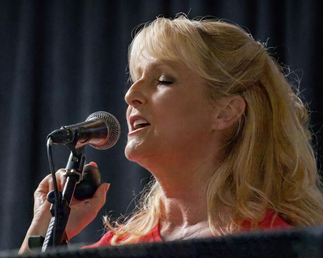Catherine Howard – vocals Catherine Howard – vocals